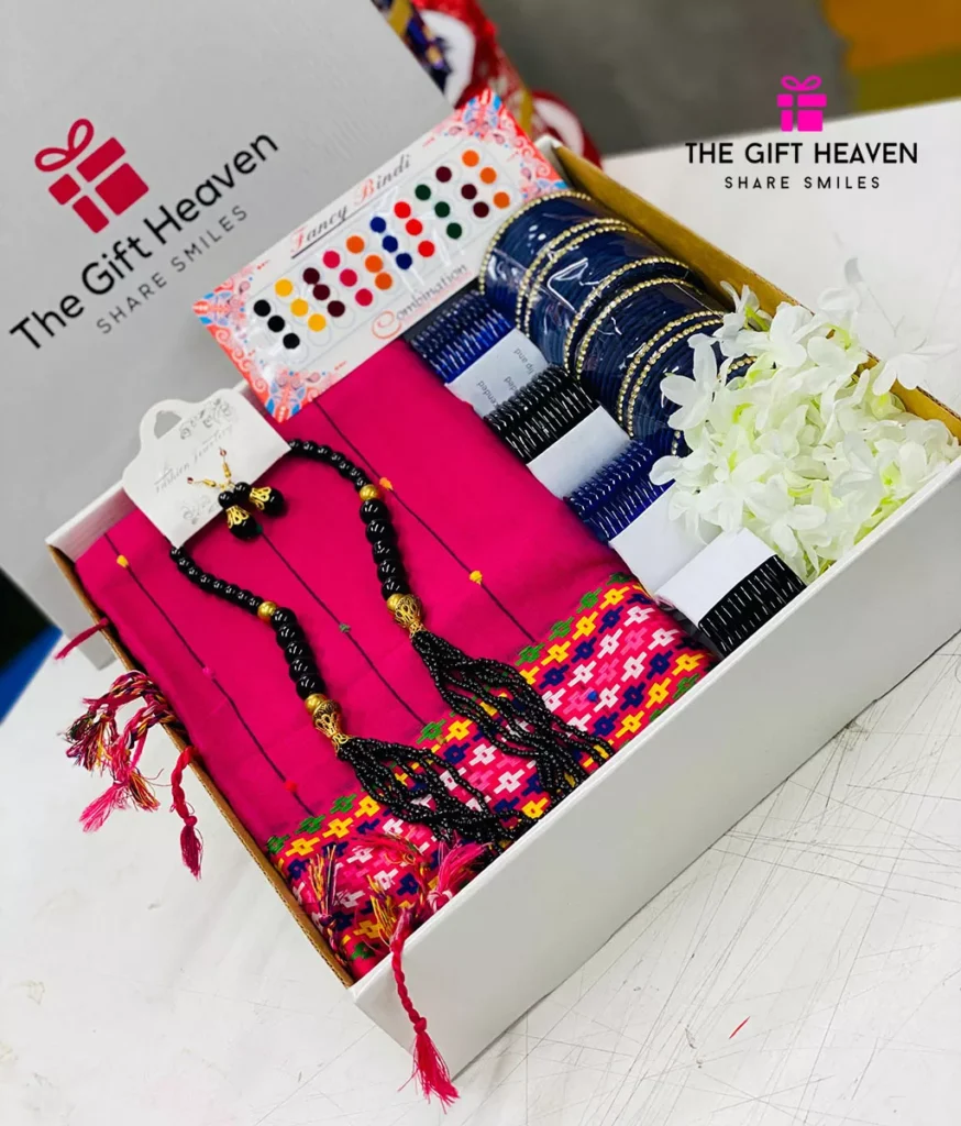 প্রিমিয়াম হাফসিল্ক শাড়ি